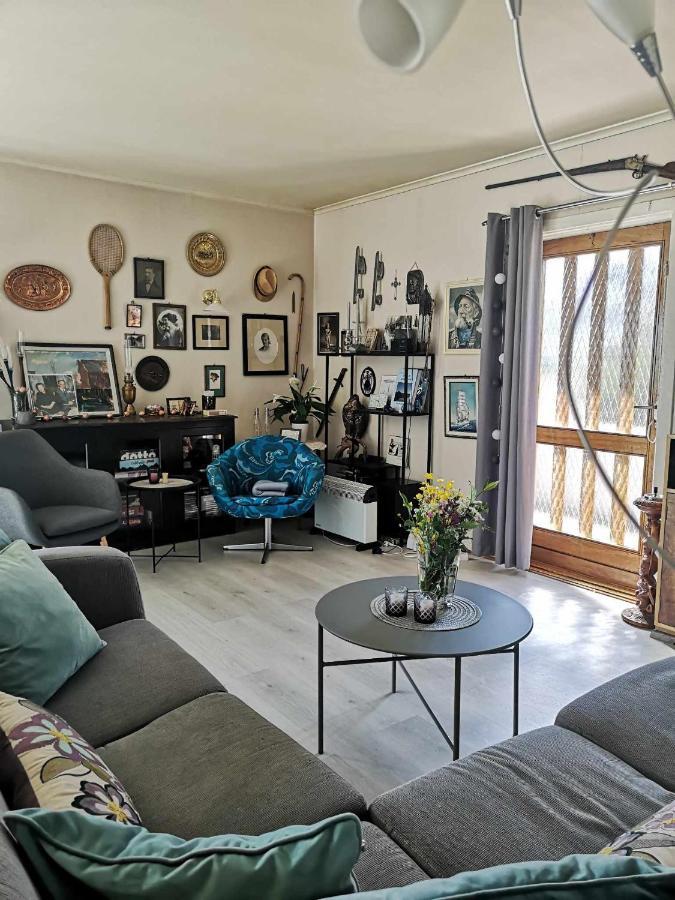 Kule Gule Huset Lägenhet Svolvær Exteriör bild